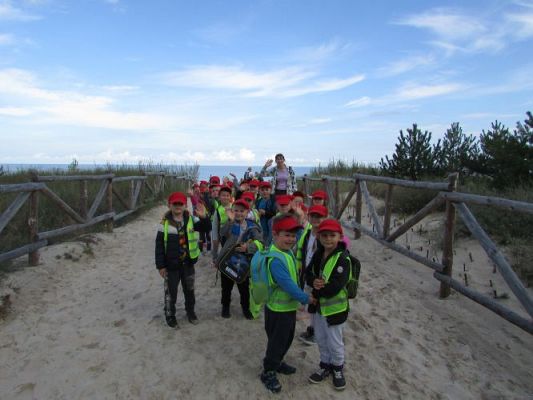 Grafika #25: 15.09.2021 Wycieczka do Łeby - Zabawy na plaży