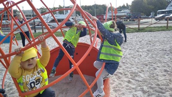 Grafika #2: 15.09.2021 Wycieczka do Łeby - Port Jachtowy