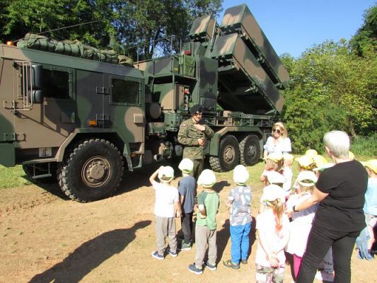 Grafika #5: 10.09.2021 Pokaz pojazdów służb mundurowych