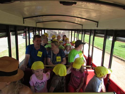 Grafika #47: 10.09.2021 Zabawy na dmuchanym placu zabaw