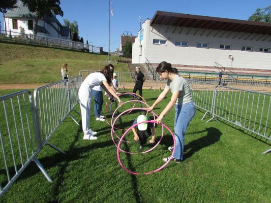 Grafika #17: 10.09.2021 Konkurencje sportowe na Stadionie w Charbrowie