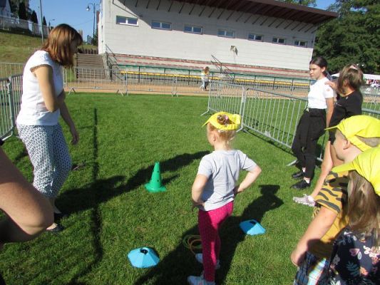 Grafika #19: 10.09.2021 Konkurencje sportowe na Stadionie w Charbrowie