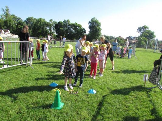 Grafika #22: 10.09.2021 Konkurencje sportowe na Stadionie w Charbrowie