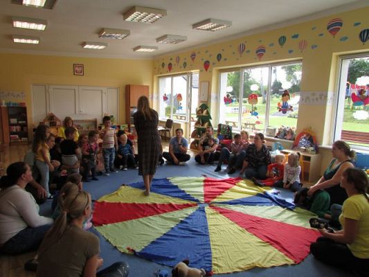 Grafika #3: 27.08.2021 Zajęcia adaptacyjne w przedszkolu