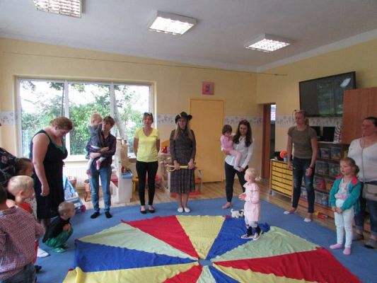 Grafika #4: 27.08.2021 Zajęcia adaptacyjne w przedszkolu