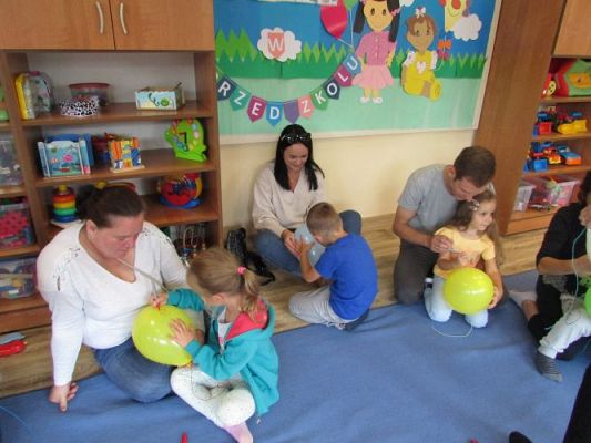 Grafika #12: 27.08.2021 Zajęcia adaptacyjne w przedszkolu