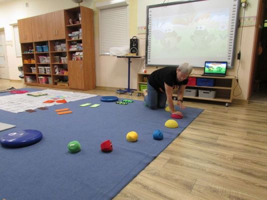 Grafika #6: Wakacje w przedszkolu - Zajęcia z integracji sensorycznej