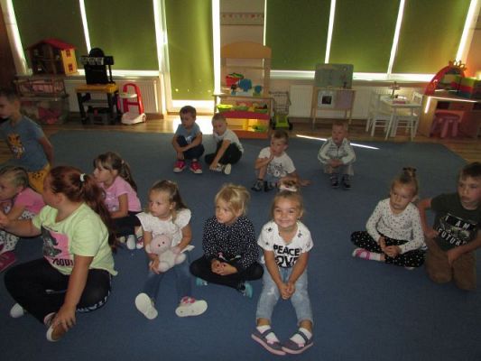 Grafika #2: Wakacje w Przedszkolu - Poznajemy planety Układu Słonecznego