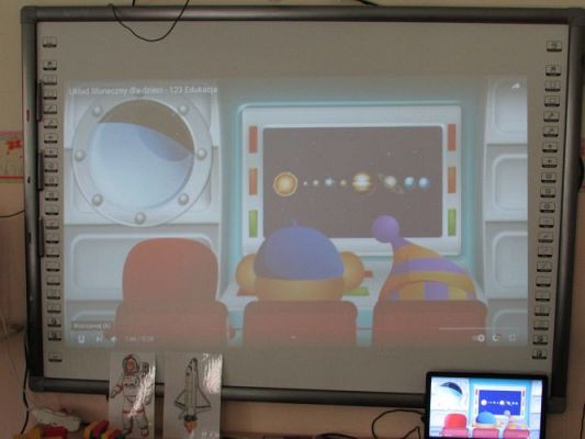 Grafika #3: Wakacje w Przedszkolu - Poznajemy planety Układu Słonecznego