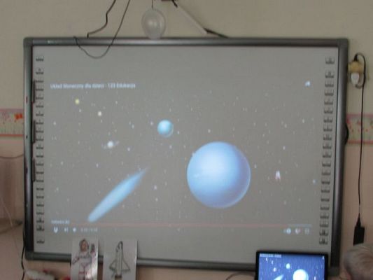 Grafika #5: Wakacje w Przedszkolu - Poznajemy planety Układu Słonecznego