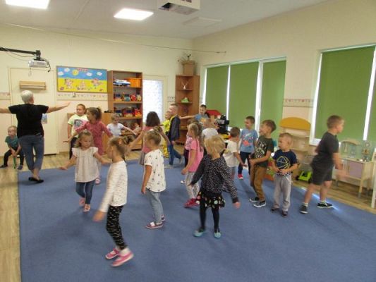 Grafika #6: Wakacje w Przedszkolu - Poznajemy planety Układu Słonecznego