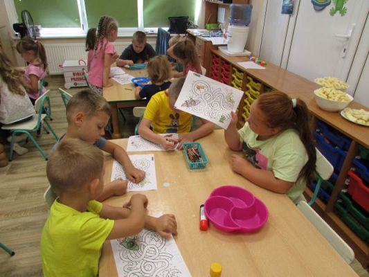 Grafika #30: Wakacje w Przedszkolu - Poznajemy planety Układu Słonecznego