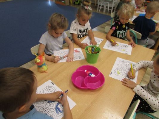 Grafika #31: Wakacje w Przedszkolu - Poznajemy planety Układu Słonecznego