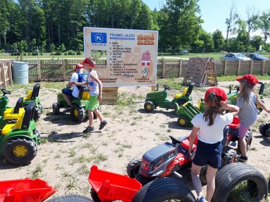 Grafika #16: 11.06.2021 Wycieczka do Farmy Alexa cz.III