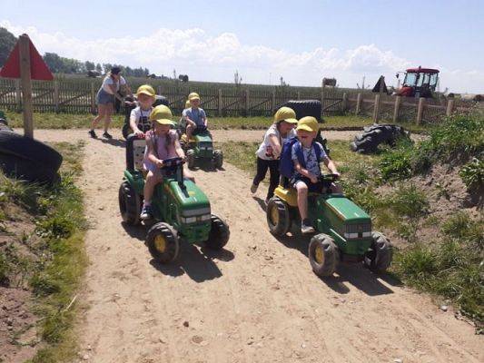 Grafika #8: 11.06.2021 Wycieczka do Farmy Alexa cz.II