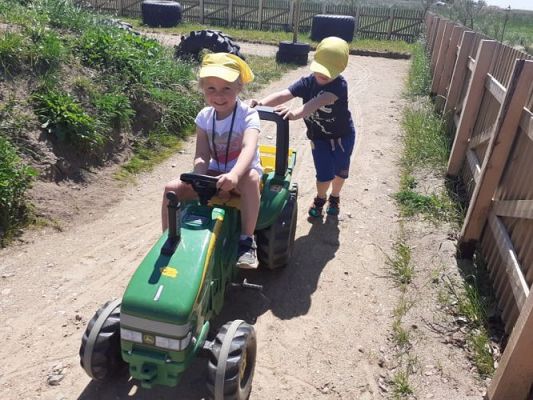 Grafika #16: 11.06.2021 Wycieczka do Farmy Alexa cz.II