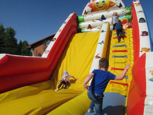 Grafika #15: 02.06.2021 Niespodzianka z okazji Dnia Dziecka