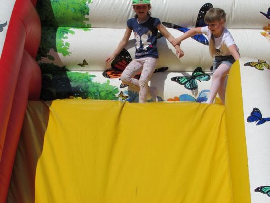 Grafika #32: 02.06.2021 Niespodzianka z okazji Dnia Dziecka