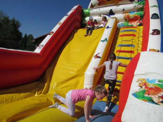 Grafika #42: 02.06.2021 Niespodzianka z okazji Dnia Dziecka