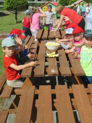 Grafika #44: 02.06.2021 Niespodzianka z okazji Dnia Dziecka