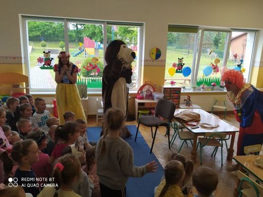 Grafika #17: 01.06.2021 Dzień Dziecka