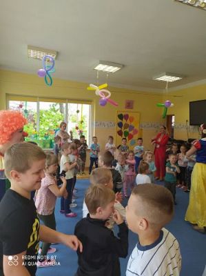 Grafika #25: 01.06.2021 Dzień Dziecka