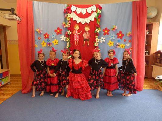 Grafika #10: Dzień Rodziny gr III