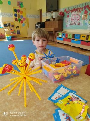 Grafika #2: Zabawy kreatywne w grupie I