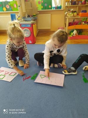 Grafika #16: Zabawy kreatywne w grupie I