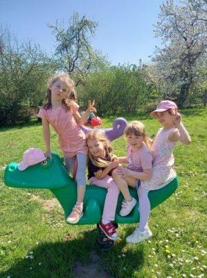 Grafika #14: 13.05.2021 Zabawy w ogrodzie przedszkolnym