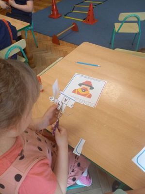 Grafika #15: 04.05.2021 Dzień Strażaka gr III