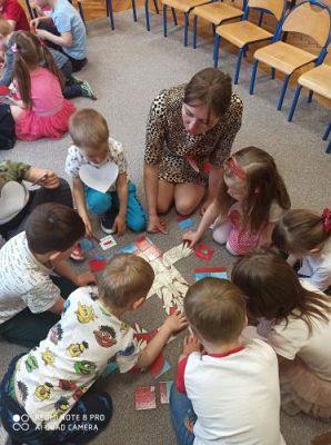 Grafika #16: 30.04.2021 Cykl zajęć "Piękna nasza Polska cała" gr II