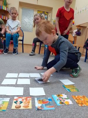 Grafika #17: 30.04.2021 Cykl zajęć "Piękna nasza Polska cała" gr II