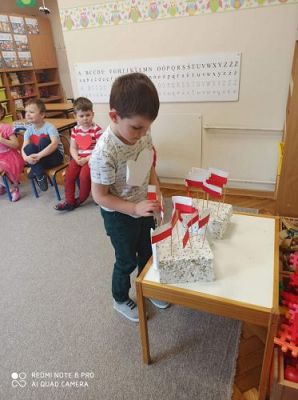 Grafika #26: 30.04.2021 Cykl zajęć "Piękna nasza Polska cała" gr II