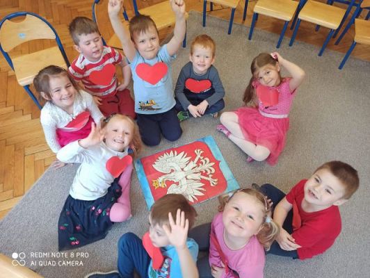 Grafika #28: 30.04.2021 Cykl zajęć "Piękna nasza Polska cała" gr II