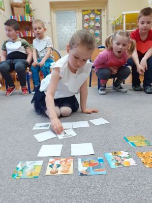 Grafika #29: 30.04.2021 Cykl zajęć "Piękna nasza Polska cała" gr II