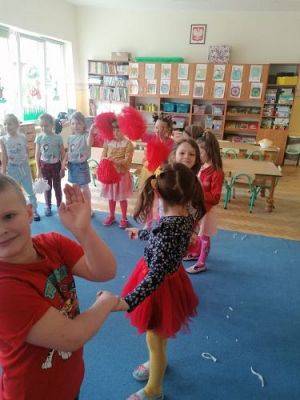 Grafika #0: 29.04.2021 Międzynarodowy Dzień Tańca gr III