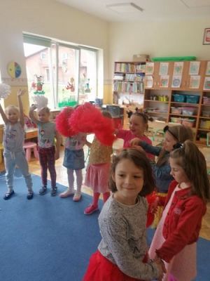 Grafika #1: 29.04.2021 Międzynarodowy Dzień Tańca gr III