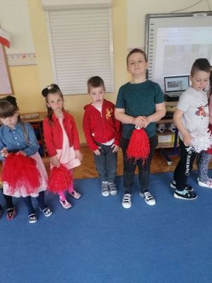 Grafika #6: 29.04.2021 Międzynarodowy Dzień Tańca gr III