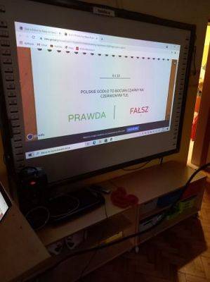 Grafika #2: 30.04.2021 Cykl zajęć "Piękna nasza Polska cała" gr III