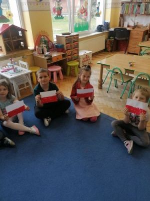 Grafika #11: 30.04.2021 Cykl zajęć "Piękna nasza Polska cała" gr III