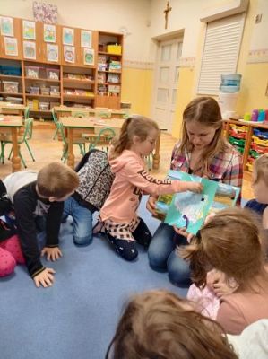 Grafika #15: 30.04.2021 Cykl zajęć "Piękna nasza Polska cała" gr III