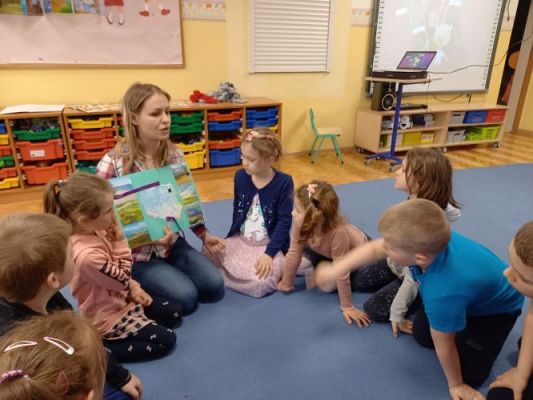 Grafika #27: 30.04.2021 Cykl zajęć "Piękna nasza Polska cała" gr III