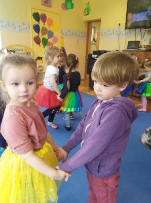 Grafika #2: 29.04.2021 Międzynarodowy Dzień Tańca gr I