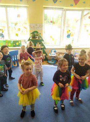 Grafika #20: 29.04.2021 Międzynarodowy Dzień Tańca gr I