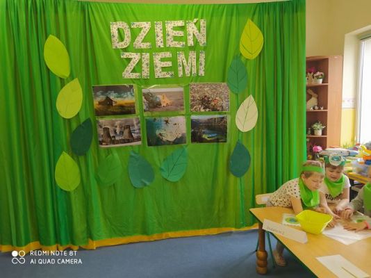 Grafika #2: 22.04.2021 Dzień Ziemi gr III