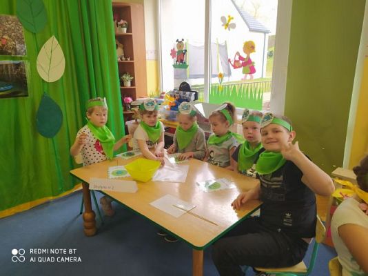 Grafika #5: 22.04.2021 Dzień Ziemi gr III