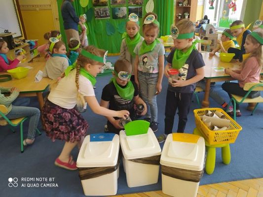 Grafika #8: 22.04.2021 Dzień Ziemi gr III