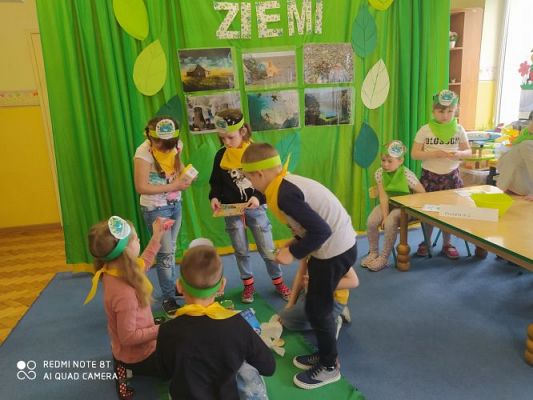 Grafika #9: 22.04.2021 Dzień Ziemi gr III