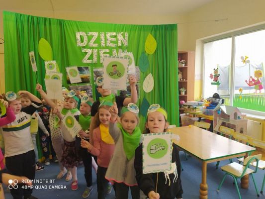 Grafika #10: 22.04.2021 Dzień Ziemi gr III